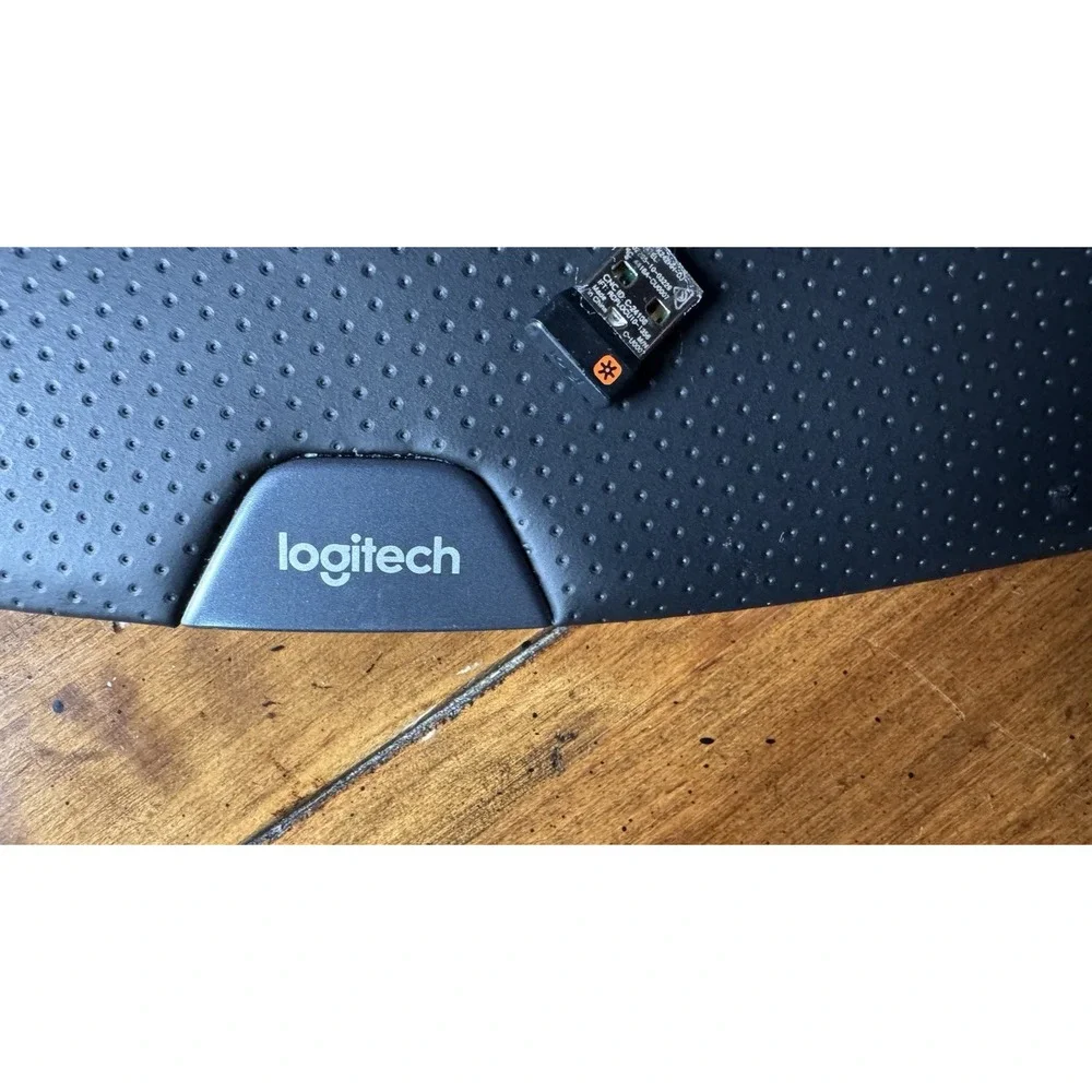 Logitech K350 ( Y-RBN90 )‎ Wireless Comfort Wave Ergonomic Keyboard W/ UNIFY USB